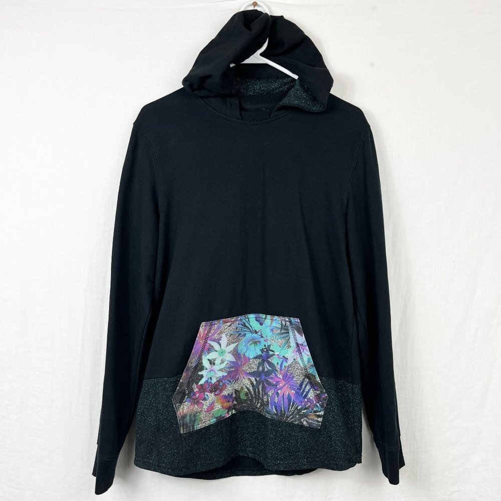 On The Byas Pullover Hoodie Mens M Hippie Art‎ To Wear Festival Unisex Floral